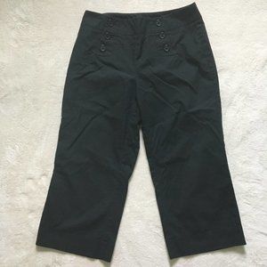 NYC Black Stretch Capris
